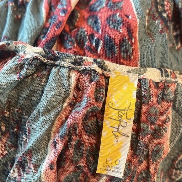 Strappy boho Tank - Picture 5 of 5